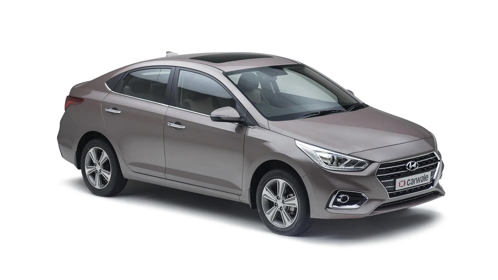 Hyundai- Verna EX (Petrol/Diesel) Verna SX (Petrol/Diesel)