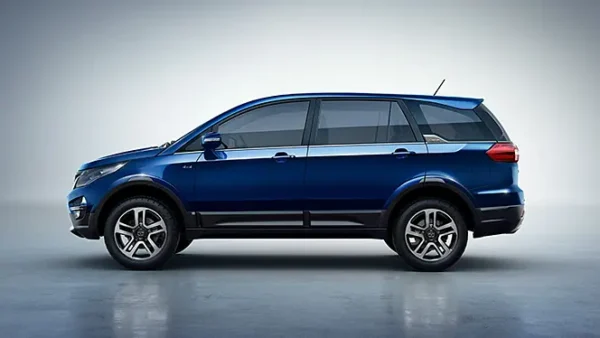 Tata- Hexa XT (Diesel) - Image 4